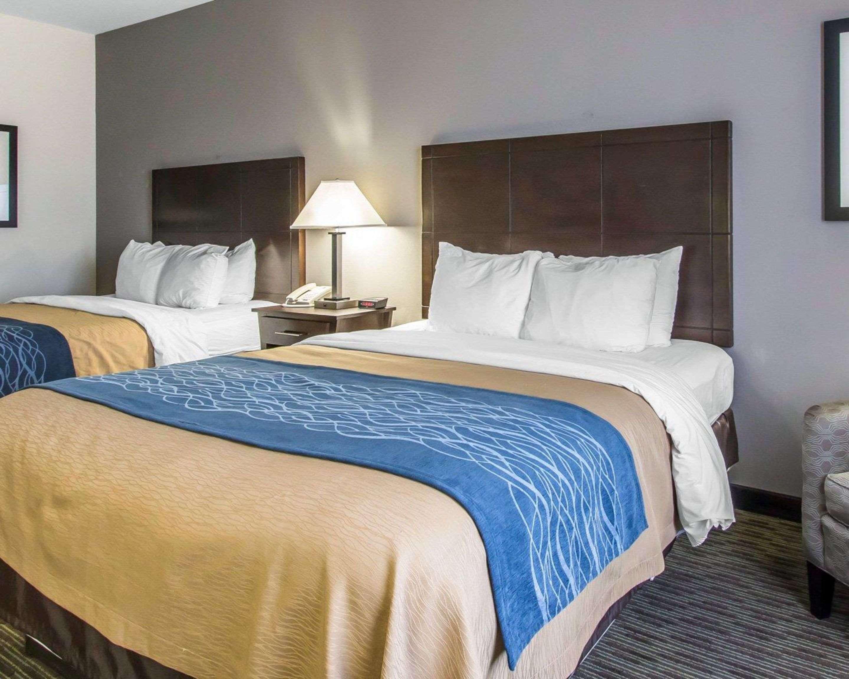 Comfort Inn & Suites Oklahoma City West - I-40 Eksteriør billede