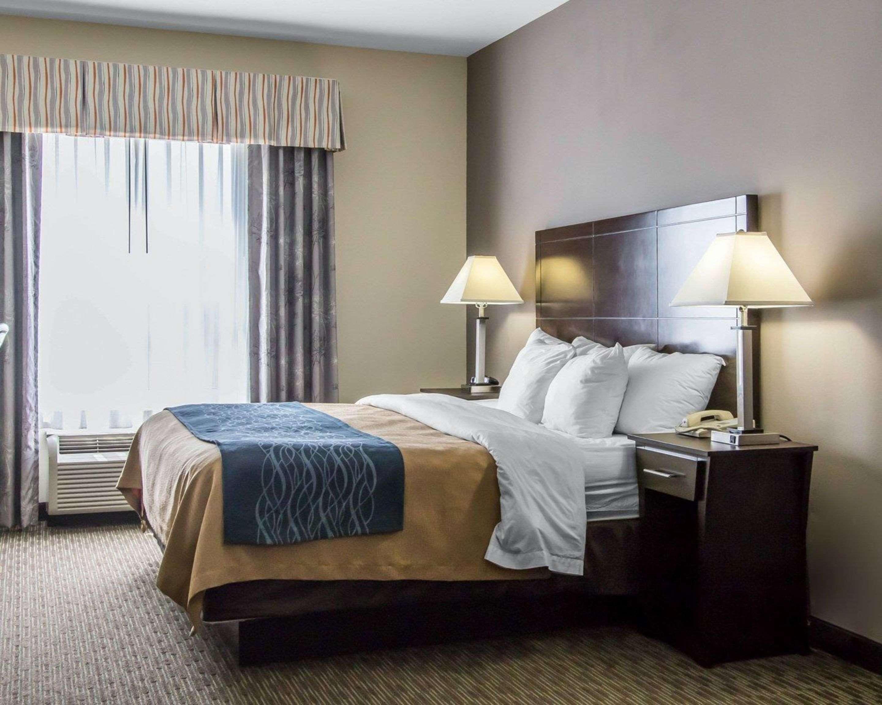 Comfort Inn & Suites Oklahoma City West - I-40 Eksteriør billede