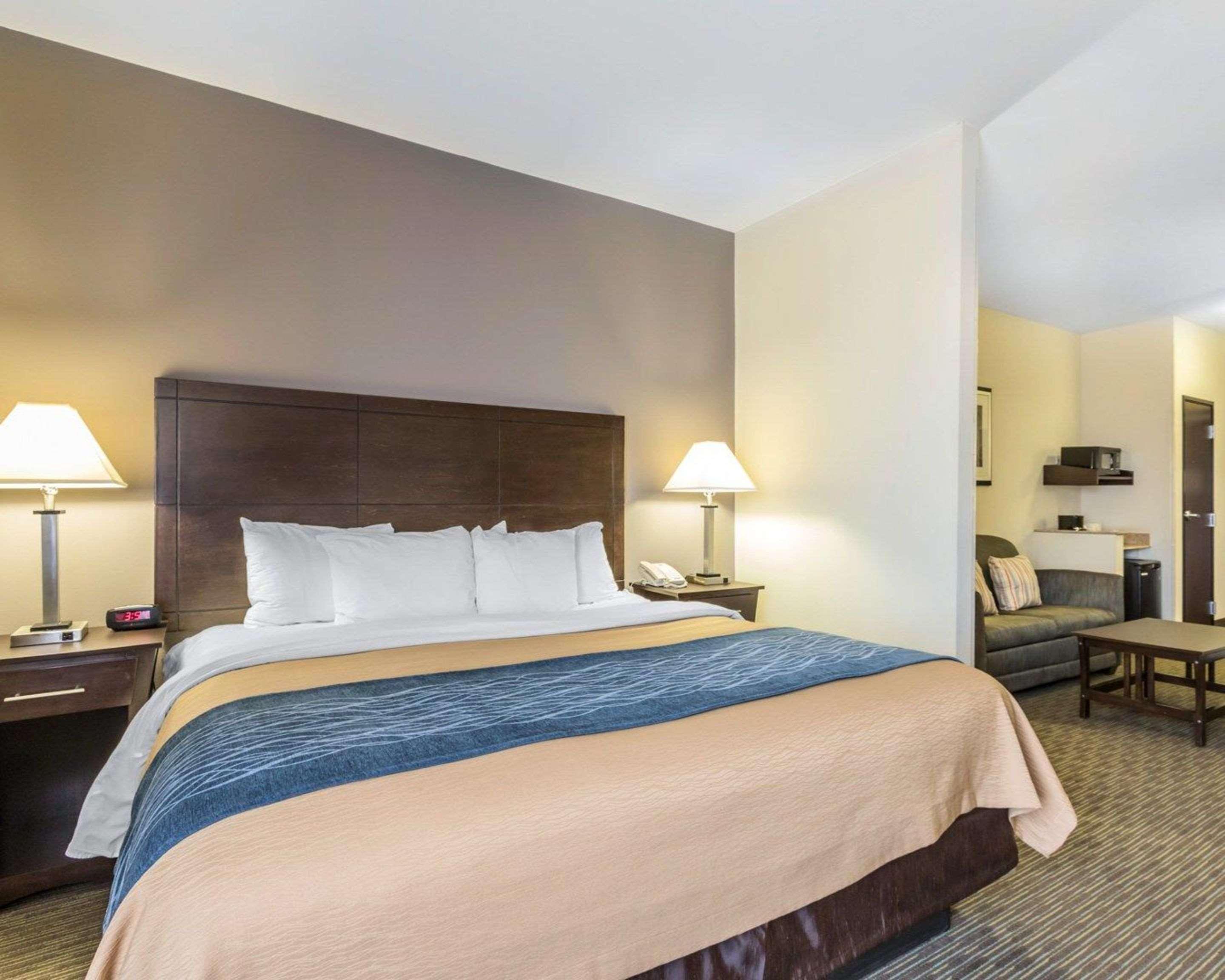 Comfort Inn & Suites Oklahoma City West - I-40 Eksteriør billede