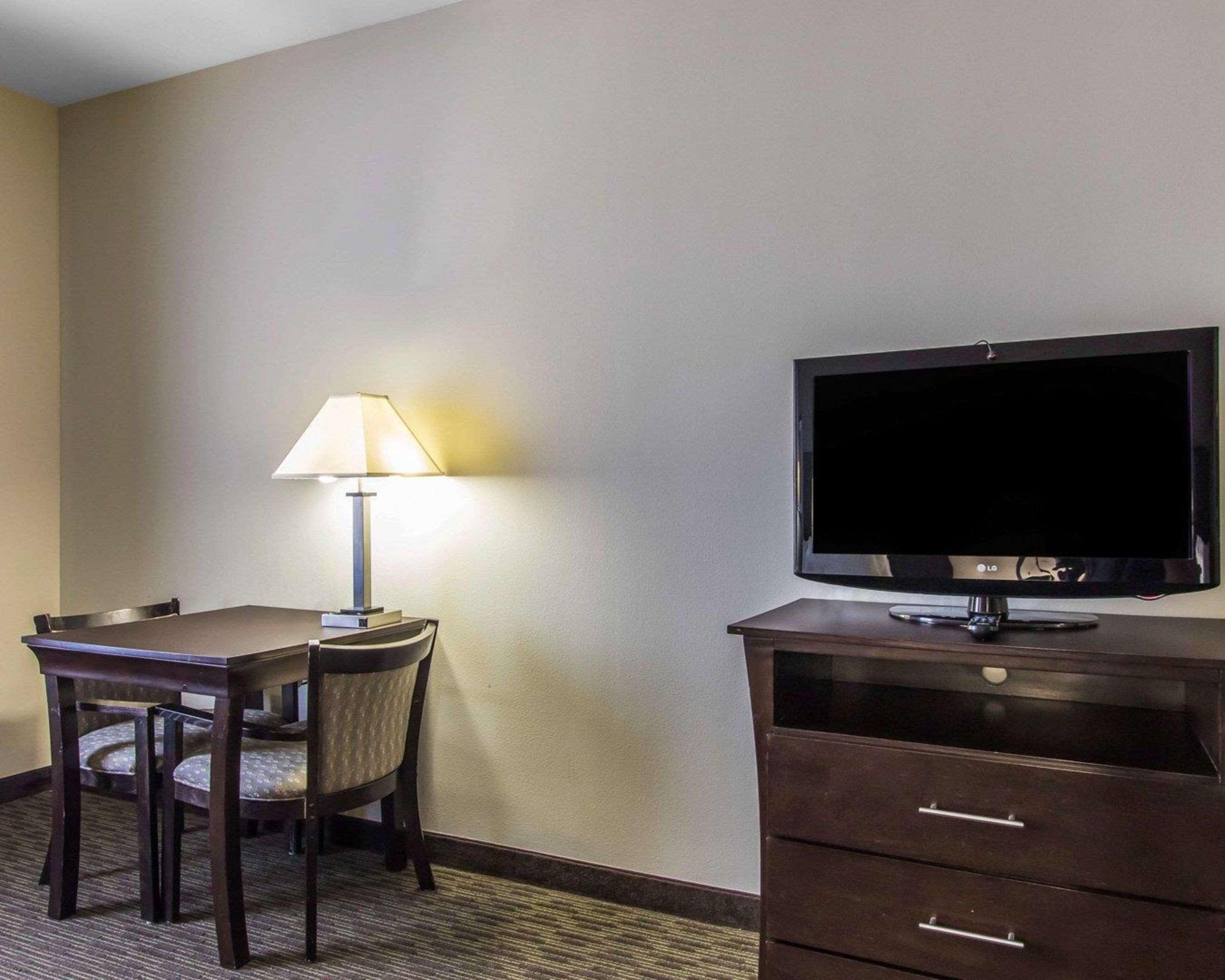 Comfort Inn & Suites Oklahoma City West - I-40 Eksteriør billede