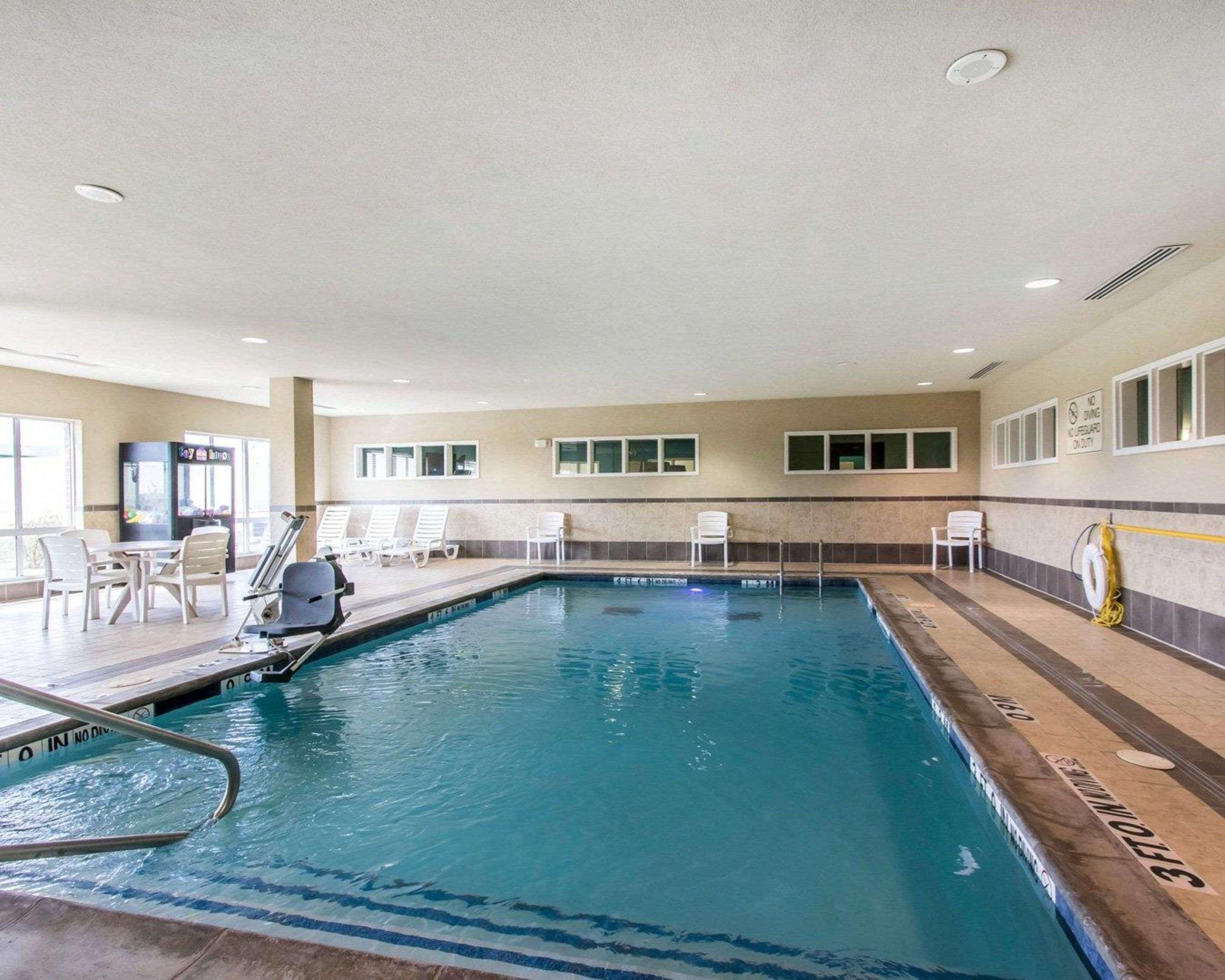 Comfort Inn & Suites Oklahoma City West - I-40 Eksteriør billede