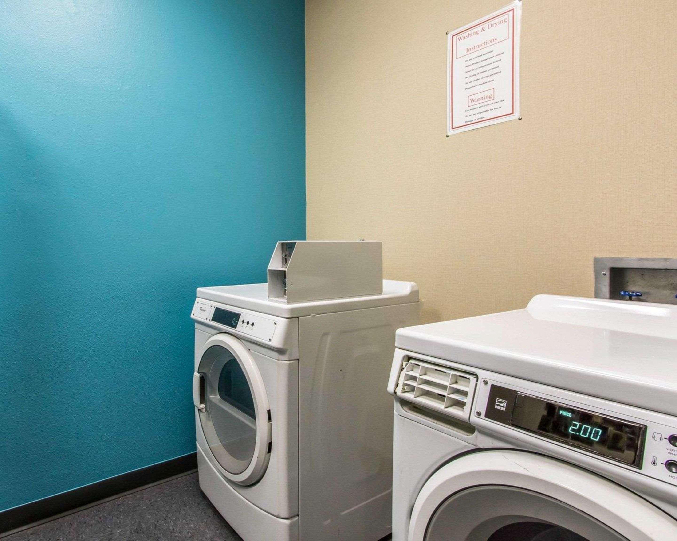 Comfort Inn & Suites Oklahoma City West - I-40 Eksteriør billede
