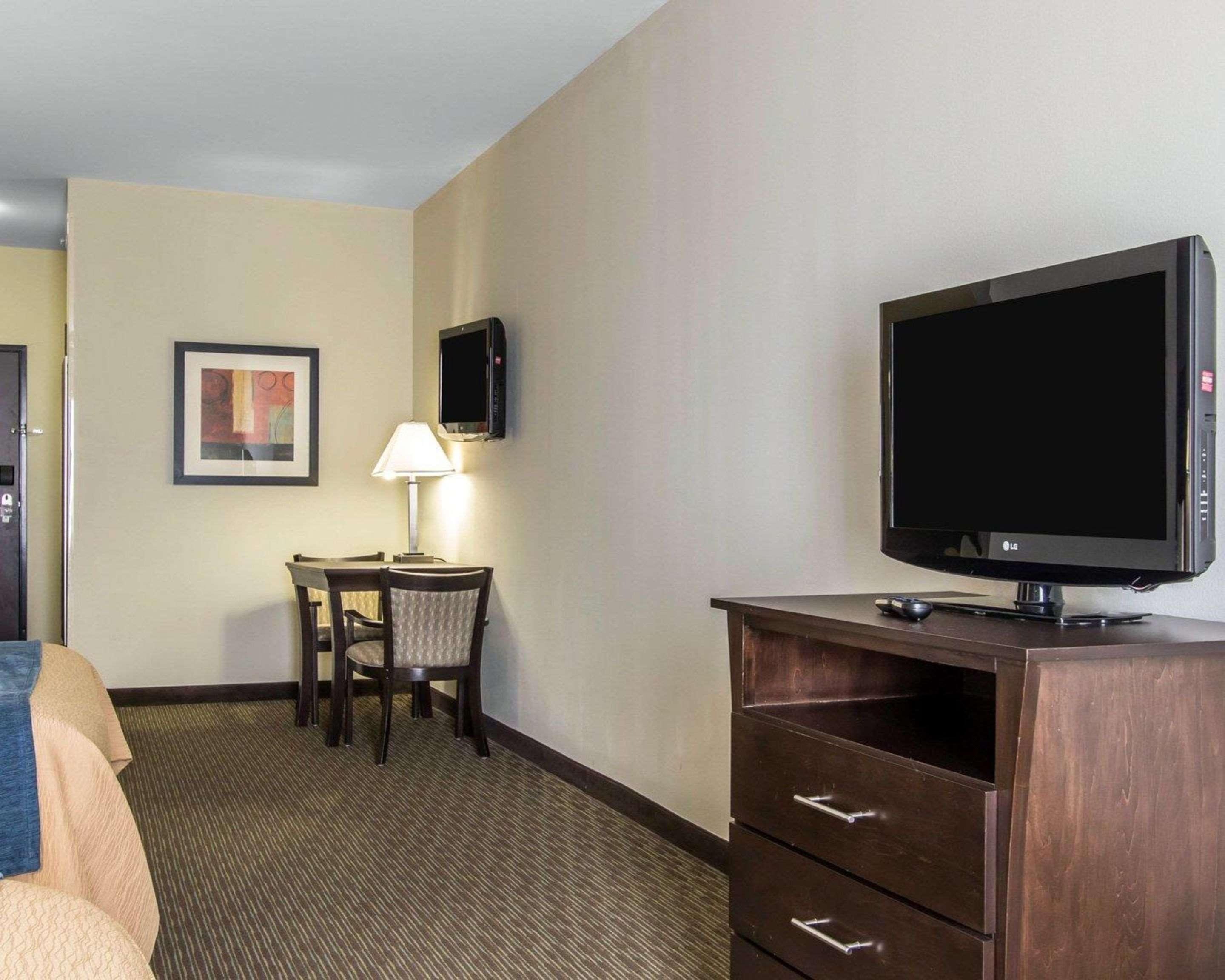 Comfort Inn & Suites Oklahoma City West - I-40 Eksteriør billede