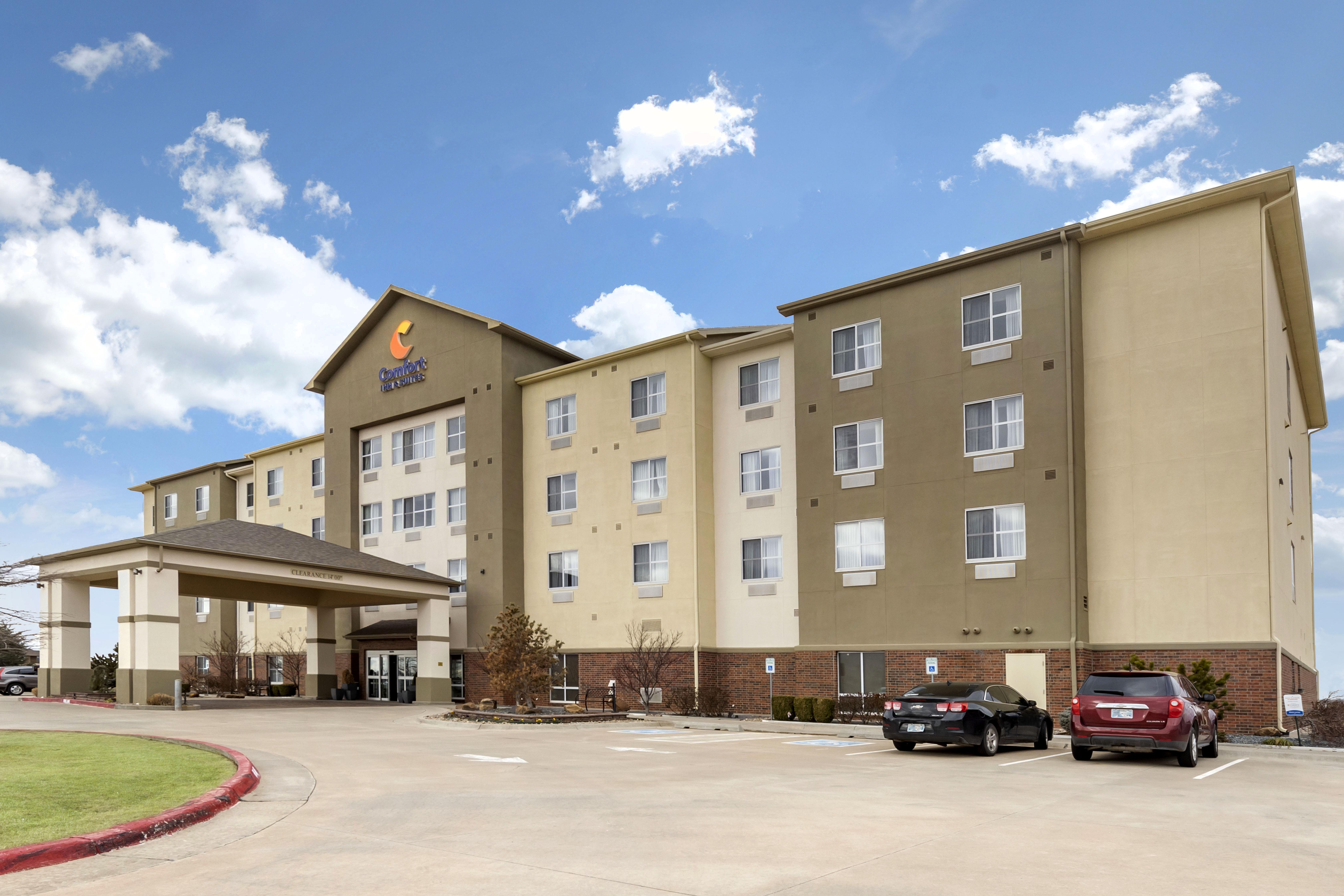 Comfort Inn & Suites Oklahoma City West - I-40 Eksteriør billede