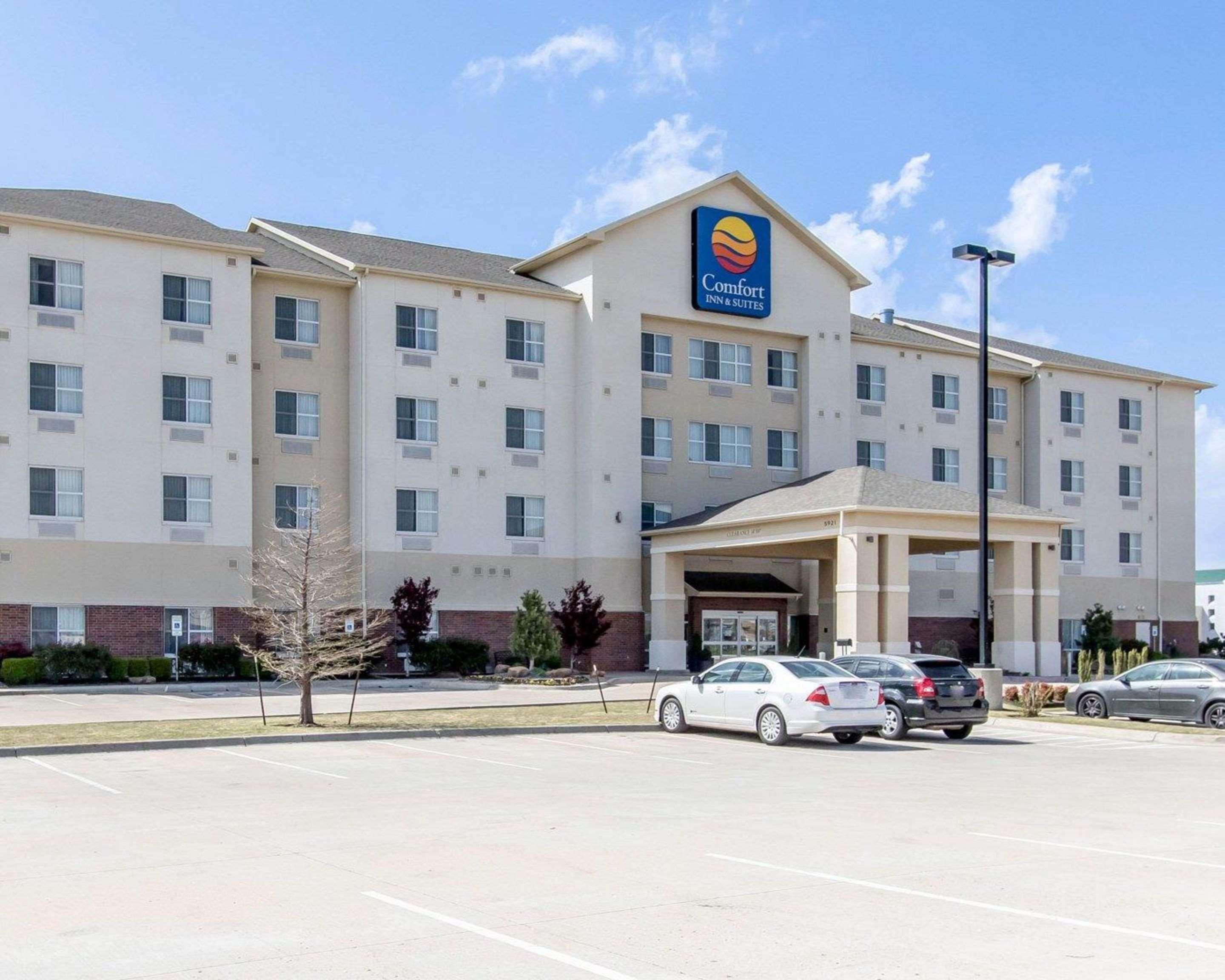 Comfort Inn & Suites Oklahoma City West - I-40 Eksteriør billede